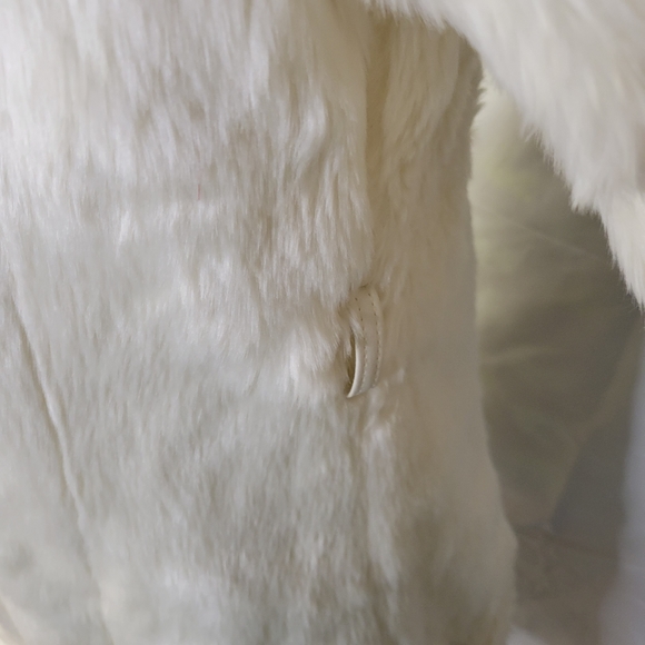 Children's place Faux Fur coat xl - Picture 10 of 16